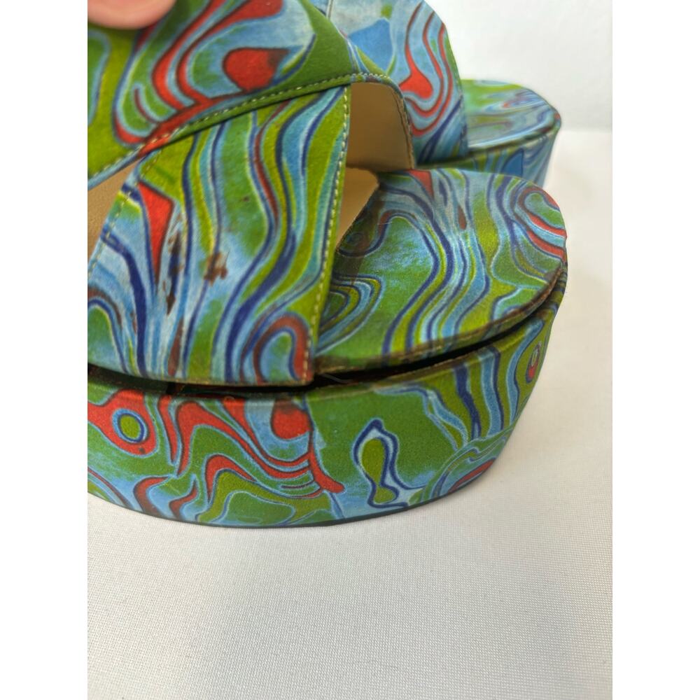 Groovy Platform Heels - Picture 3 of 6
